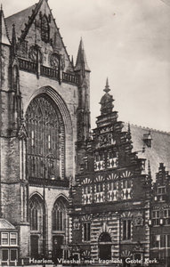 HAARLEM - Vleeshal met fragment Grote Kerk