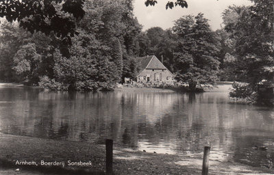 ARNHEM - Boerderij Sonsbeek