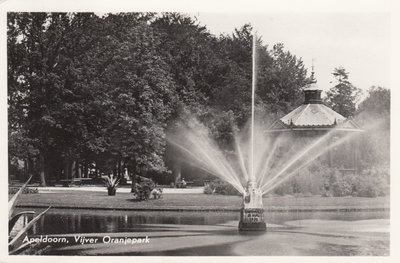 APELDOORN - Vijver Oranjepark