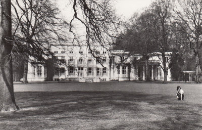 WASSENAAR - Raadhuis de Paauw