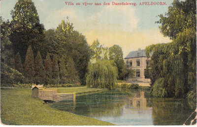 APELDOORN - Villa en Vijver aan den Daendelsweg