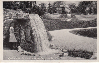 APELDOORN - De Waterval in Berg en Bosch