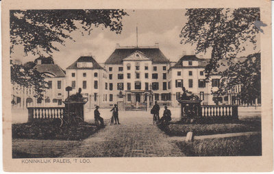 APELDOORN - Koninklijk Paleis, 't Loo