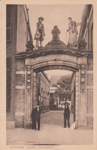 ZUTPHEN - Huize Bornhof