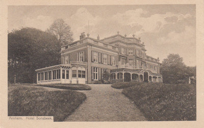 ARNHEM - Hotel Sonsbeek