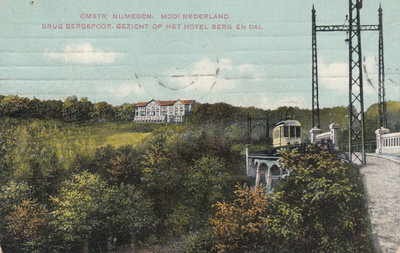 NIJMEGEM - Brug Bergspoor, Gezicht op het Hotel Berg en Dal