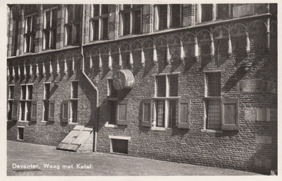 DEVENTER - Waag met Ketel