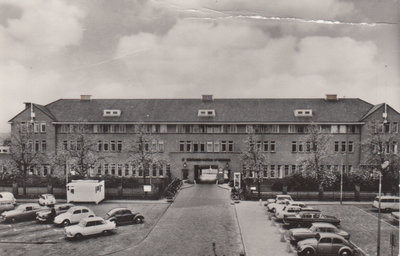 DEVENTER - St. Geertruiden Gasthuis of Ziekenhuis