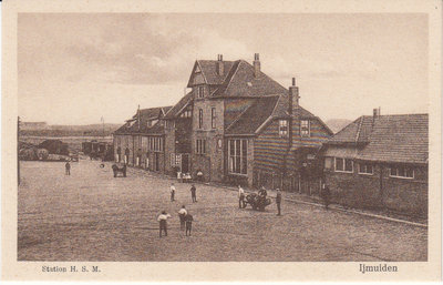 IJMUIDEN - Station H. S. M.