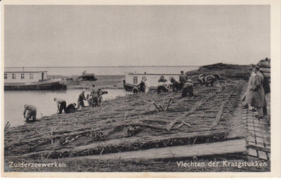 HARDERWIJK - Zuiderzeewerken Vlechten der Kraagstukken