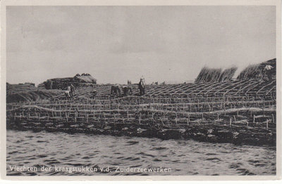 HARDERWIJK - Vlechten der Kraagstukken v. d. Zuiderzeewerken