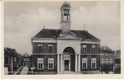 HARDERWIJK - Stadhuis