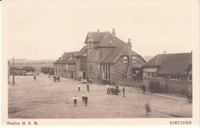 IJMUIDEN - Station H. S. M.