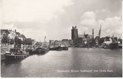 DORDRECHT - Binnen Kalkhaven met Grote Kerk