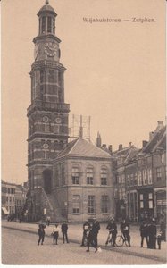 ZUTPHEN - Wijnhuistoren