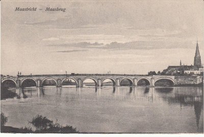 MAASTRICHT - Maasbrug