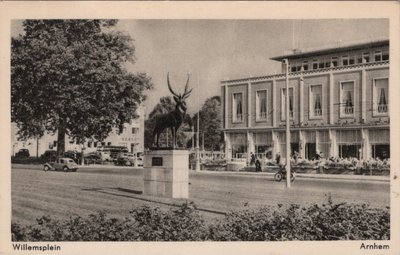 ARNHEM - Willemsplein