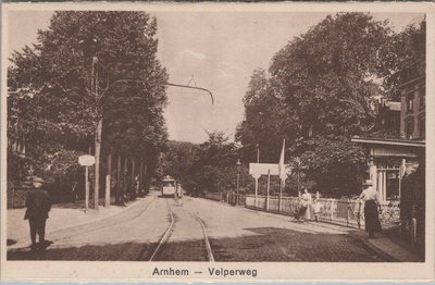 ARNHEM - Velperweg