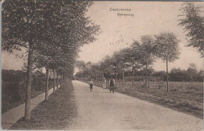 OOSTVOORNE - Stationsweg