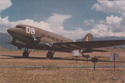 DOUGLAS C-47 Skytrain Gooney Bird