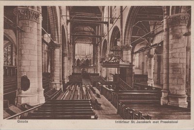 GOUDA - Interieur St. Janskerk met Preekstoel