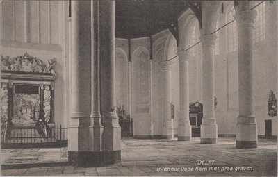 DELFT - Interieur Oude Kerk met Praalgraven