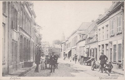 ZUTPHEN - Spietaalstraat