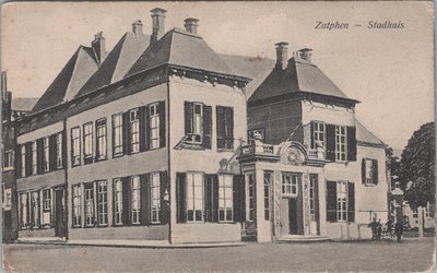 ZUTPHEN - Stadhuis