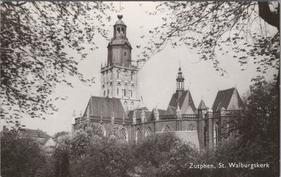 ZUTPHEN - St. Walburgskerk