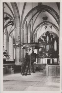 ZUTPHEN - Interieur St. Walburgskerk