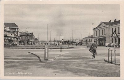 ZWOLLE - Stationsplein