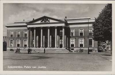 LEEUWARDEN - Paleis van Justitie