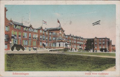 SCHEVENINGEN - Oranje Hotel (Landzijde)