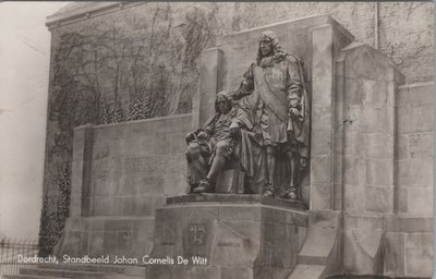 DORDRECHT - Standbeeld Johan Cornelis de Wit