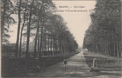 BAARN - Oprijlaan Kasteel 't Huis Groeneveld