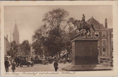 DEN HAAG - Buitenhof met standbeeld Willem II