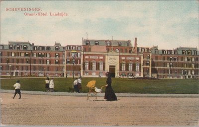 SCHEVENINGEN - Grand-Hotel Landzijde