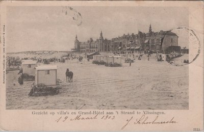 VLISSINGEN - Gezicht op villa's en Grand-Hotel aan 't Strand