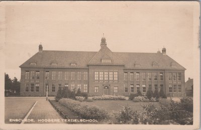 ENSCHEDE - Hoogere Textielschool