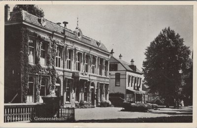 DRIEBERGEN - Gemeentehuis