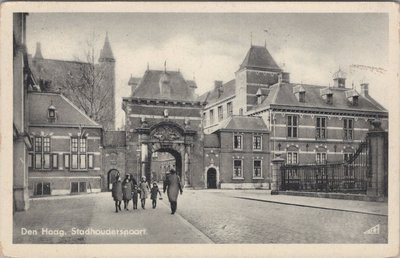 DEN HAAG - Stadhouderspoort