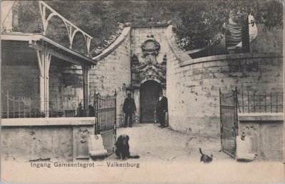 VALKENBURG - Ingang Gemeentegrot