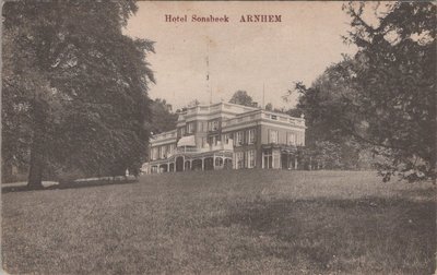 ARNHEM - Hotel Sonsbeek