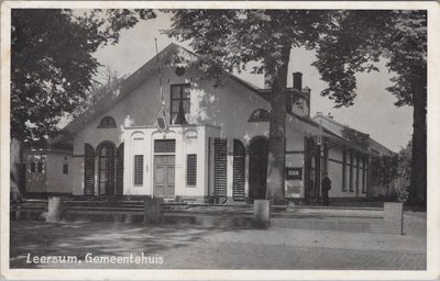 LEERSUM - Gemeentehuis