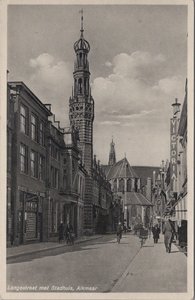 ALKMAAR - Langestraat met Stadhuis