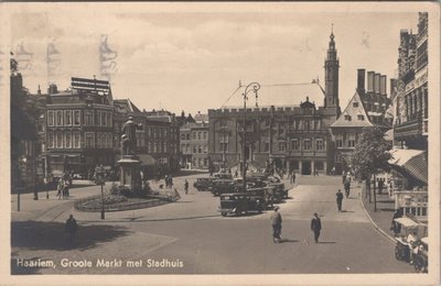 HAARLEM - Groote Markt met Stadhuis