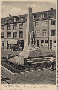 DEN HELDER - Marine - Monument voor hen die vielen