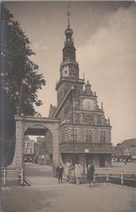 ALKMAAR - Gezicht op de Waag