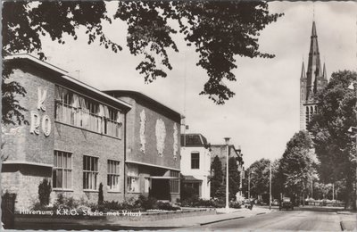 HILVERSUM - K.R.O. Studio met Vituskerk