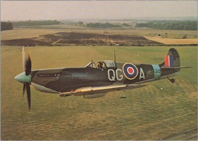 VICKERS ARMSTRONG Spitfire 1A AR213